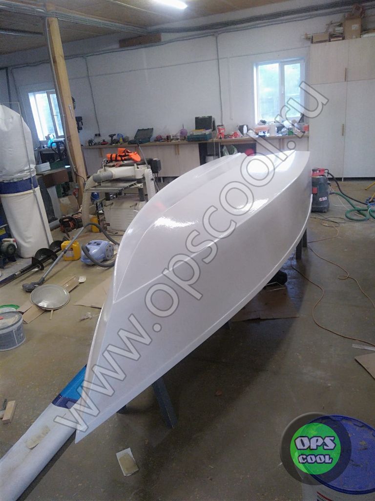 Покраска фанерной лодки из стеклоткани полиуретановыми эмалями