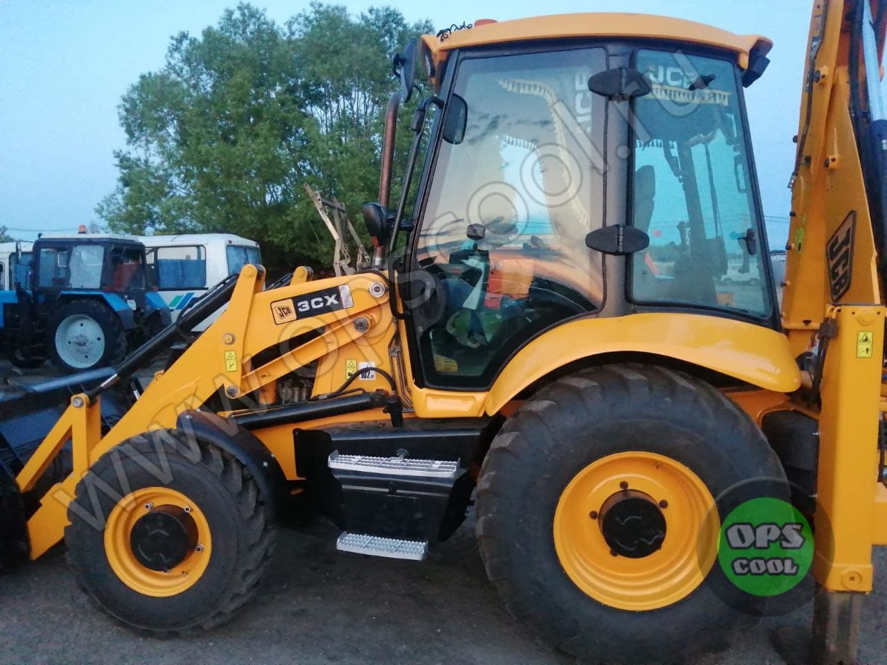 Цвет JCB